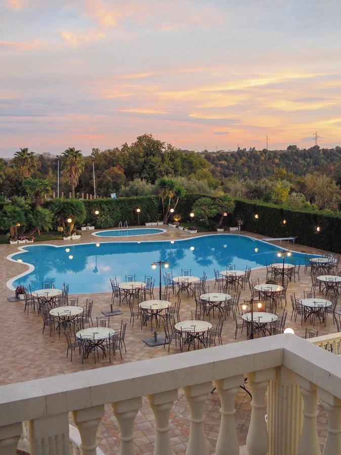 Hotel Villa Medici Rocca San Giovanni Esterno foto