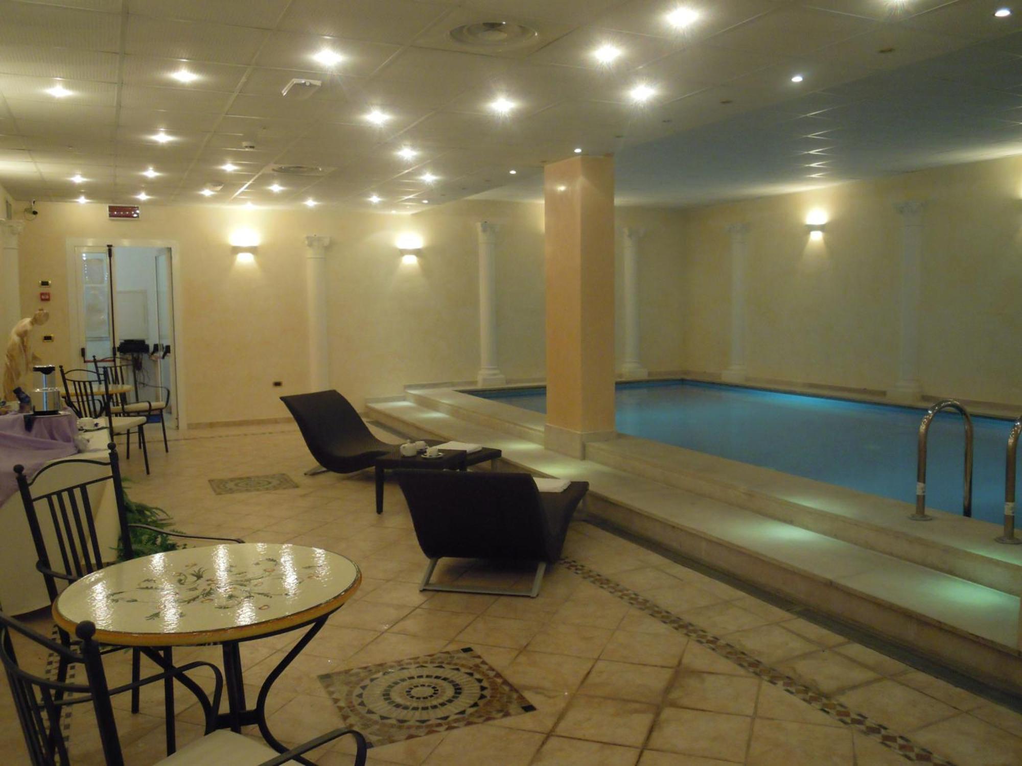 Hotel Villa Medici Rocca San Giovanni Esterno foto