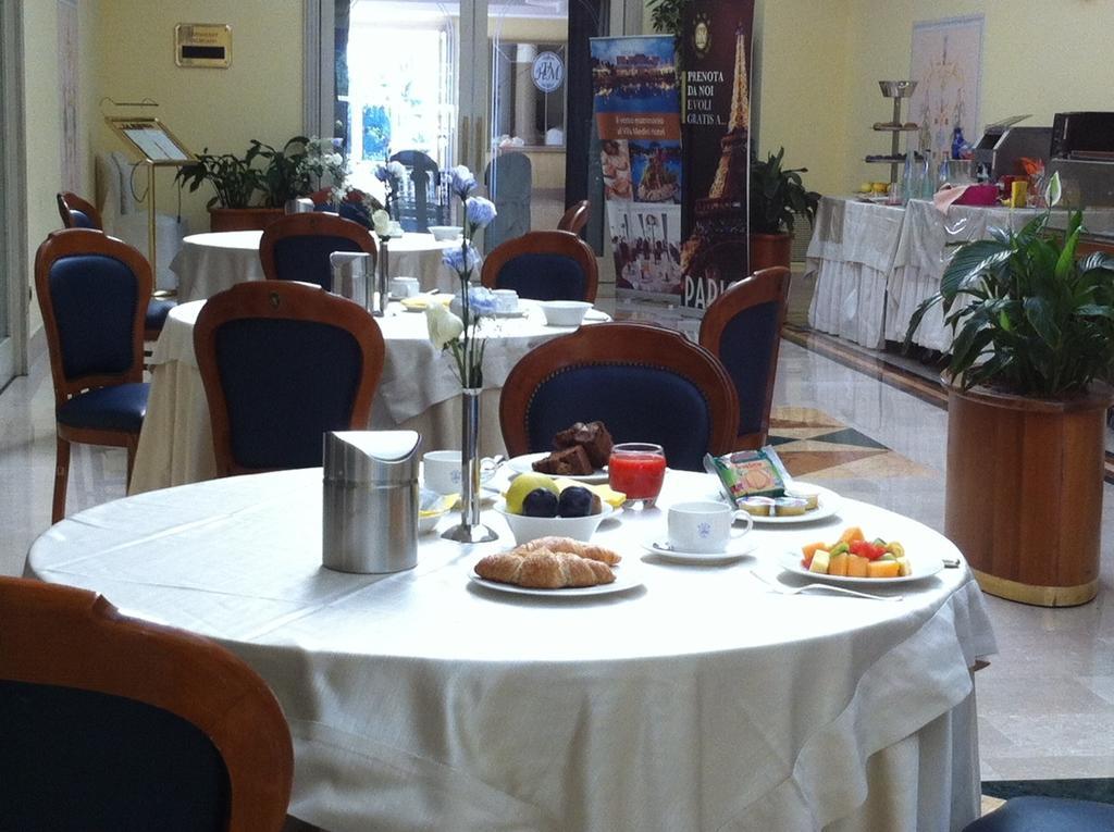 Hotel Villa Medici Rocca San Giovanni Esterno foto